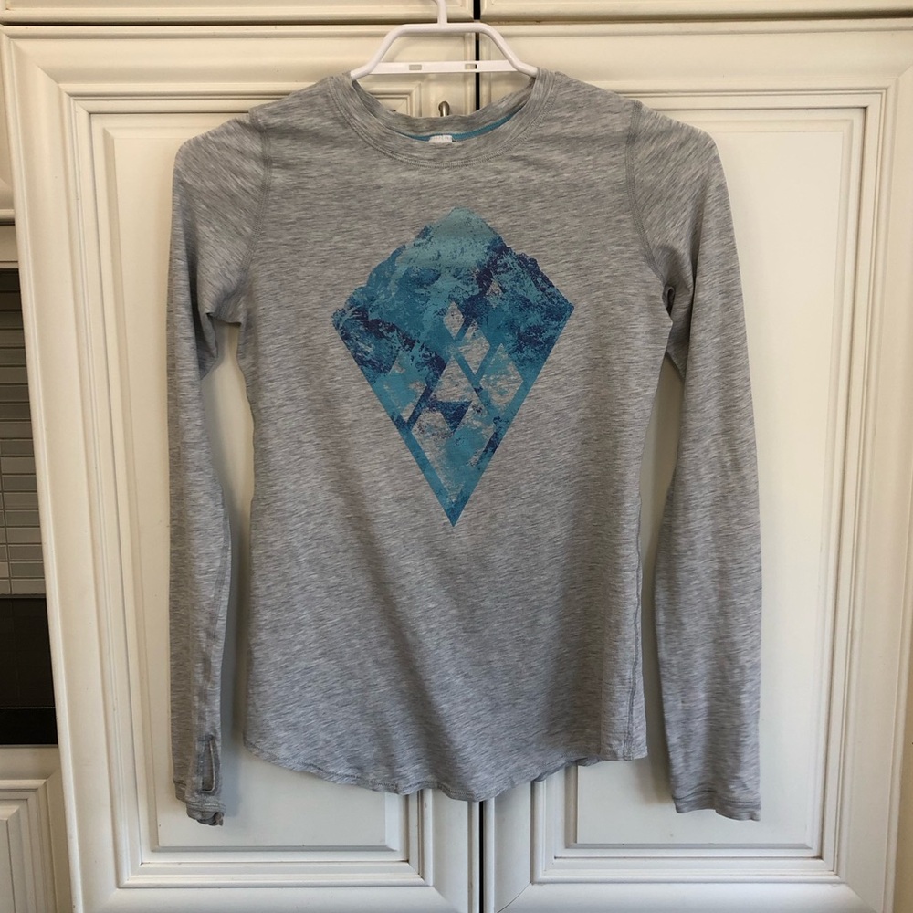 *FLAWS* Ivivva by Lululemon Pima Cotton girl’s long sleeve shirt